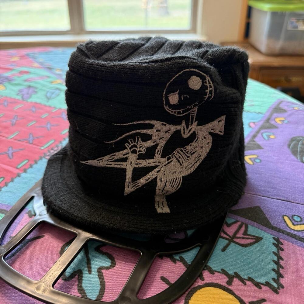 Vintage 00s Black Jack Skellington Embroidered Disneyland Parks RARE Beanie OSFA